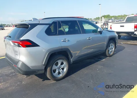 2021 Toyota Rav4 Xle/Xle Premium z USA, uszkodzony, nr VIN 2T3W1RFV5MC097147